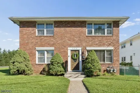 Duplex with Full Basement