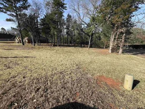 Residential Lot in Oak Grove