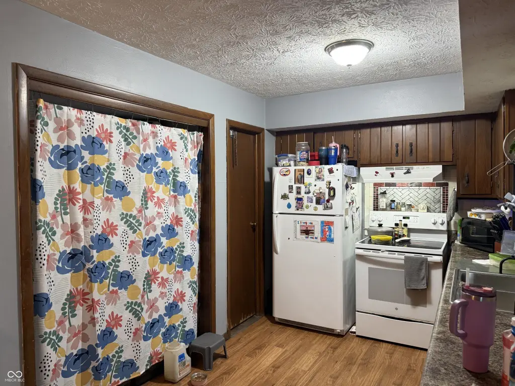 Picture 12