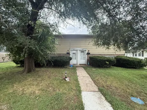 Bi-Level Townhouse Duplex
