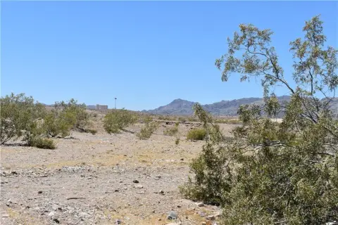 Buildable Lot in Needles, CA