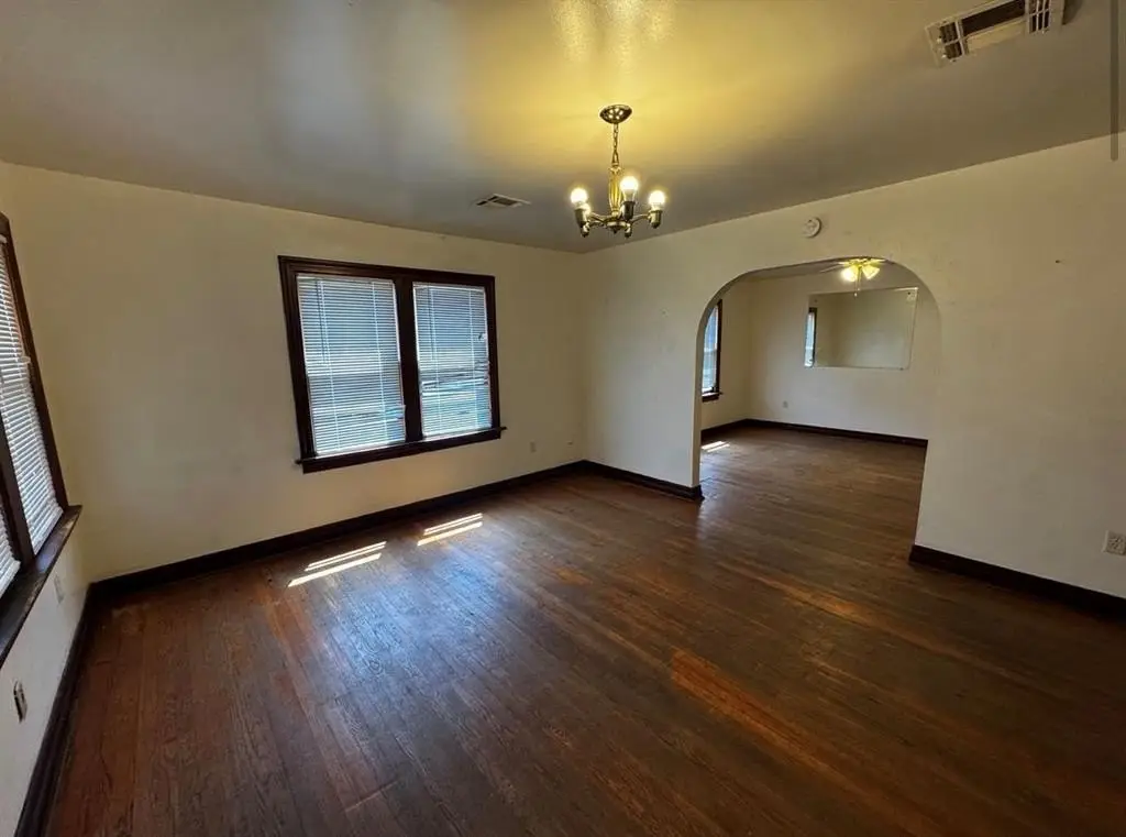2840 NW 23Rd St, Oklahoma City, OK 73107