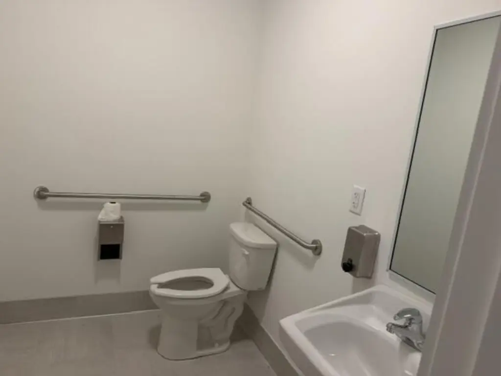 Picture 4