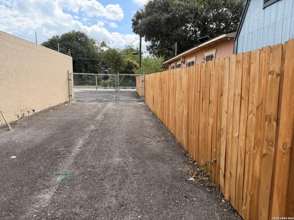 Picture 6