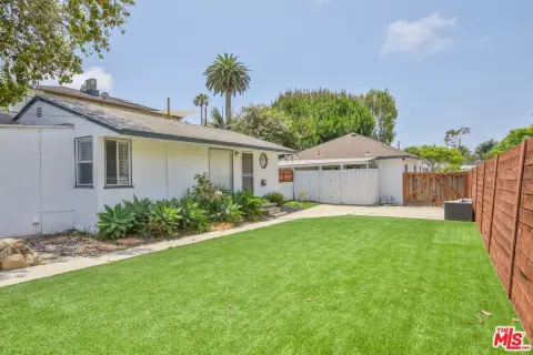 Vacant Three-Unit Triplex