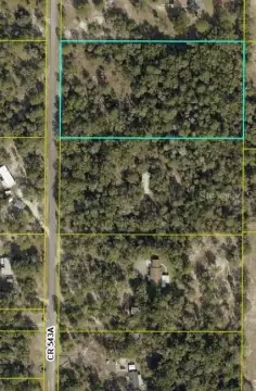 Oak-Studded Rural Land