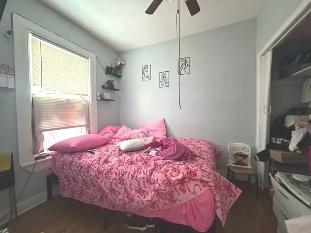 Picture 9