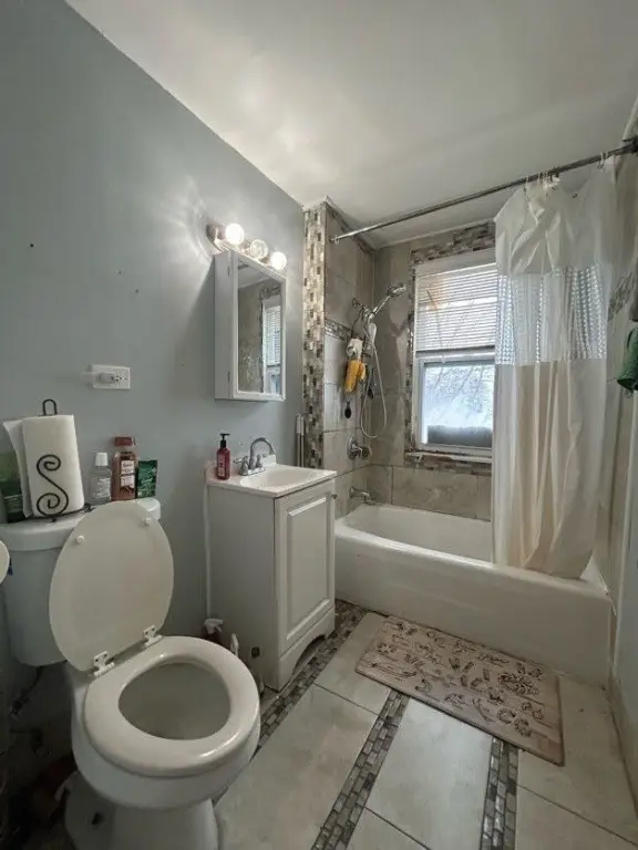Picture 10