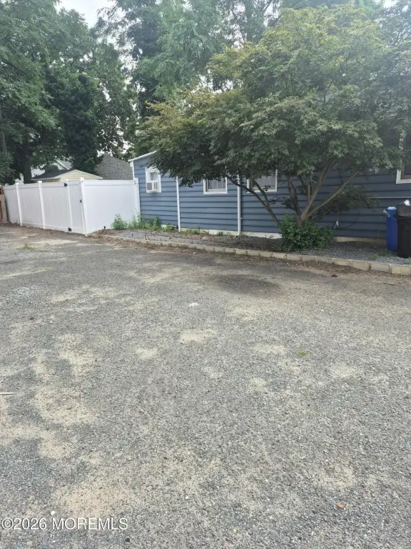 Picture 12