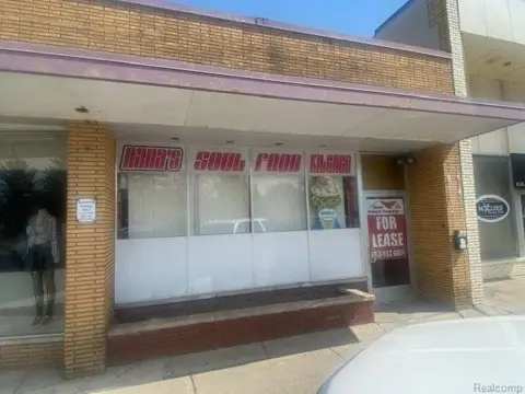 Harper Woods Retail Investment Opportunity