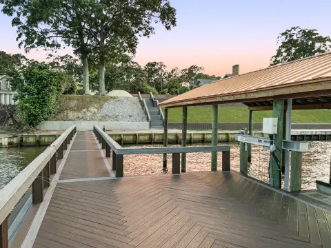 Waterfront Lot in Santee Cooper