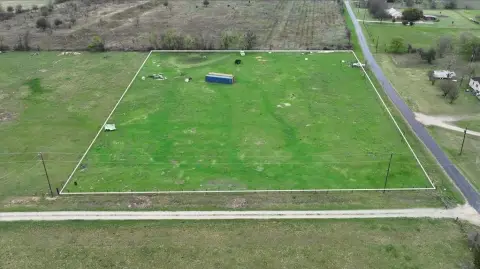 Land in Peaceful Country Setting