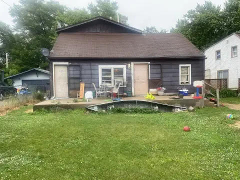 Rockford Duplex with Income Potential