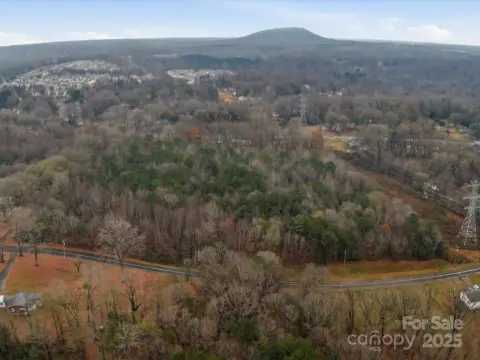 Residential Land in Dallas, NC