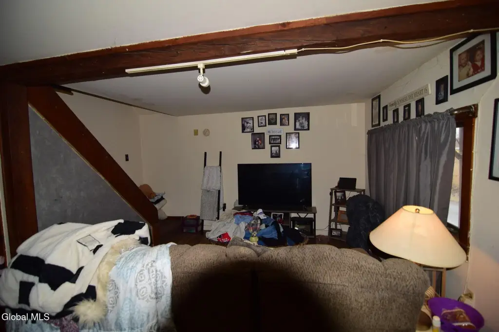 Picture 11