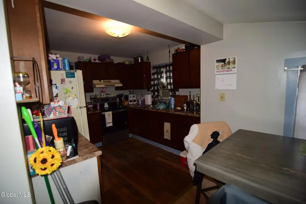 Picture 16