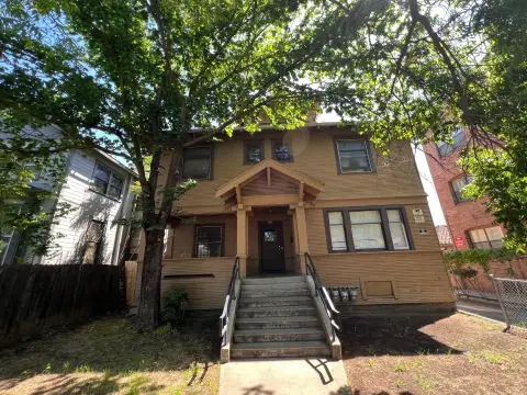 STOCKTON Fourplex with Ample Parking