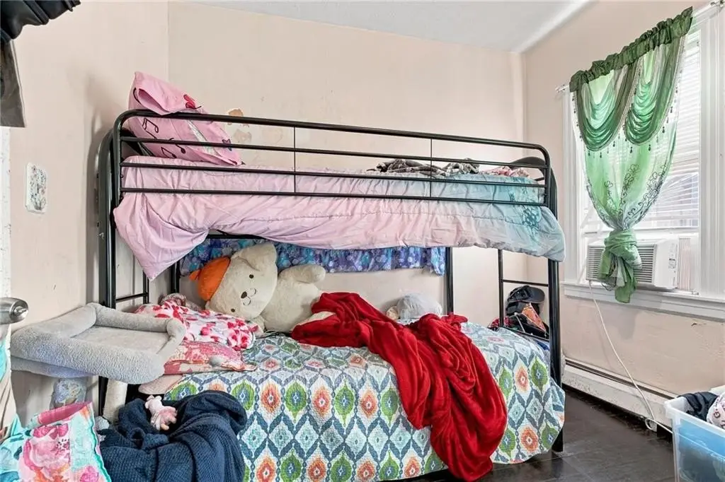 Picture 12