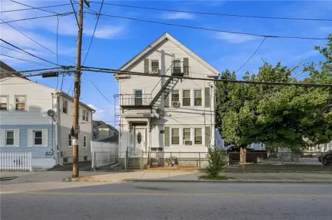 Three-Family Triplex with Updated Exterior