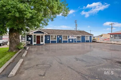 Salon and Spa Property