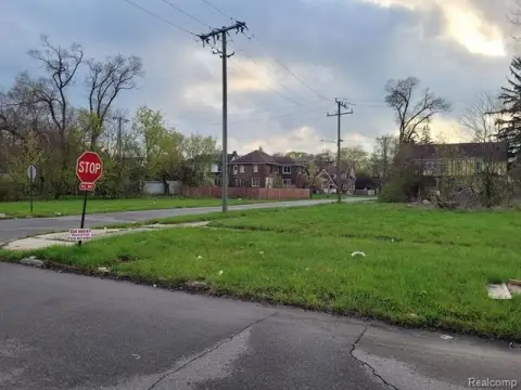 Residential Land in Martin Park