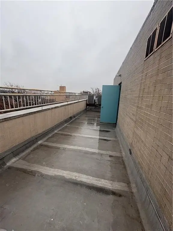 Picture 19