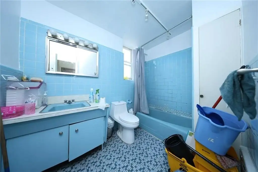 Picture 7