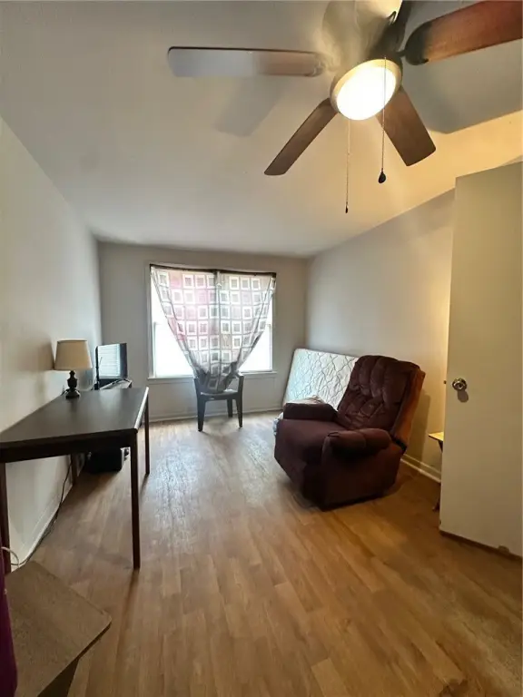 Picture 25