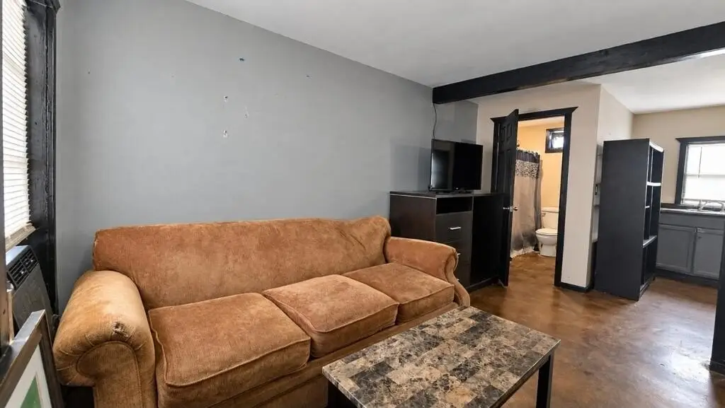 Picture 6