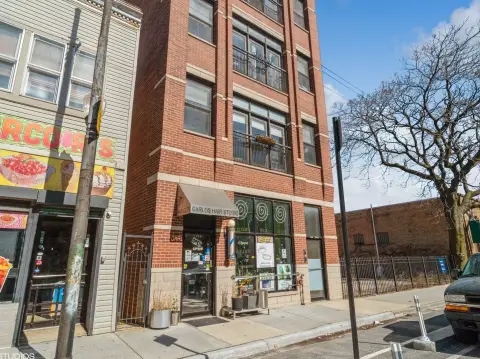 High-Ceiling Storefront Condo