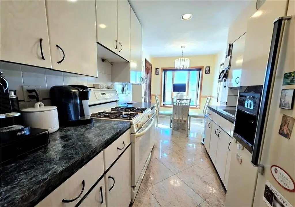 Picture 4