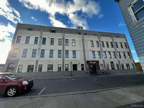 Historic Specialty Commercial Space