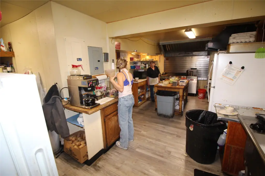 Picture 11