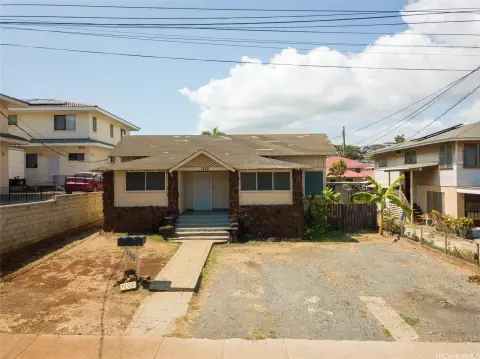 Two Detached Homes in Honolulu