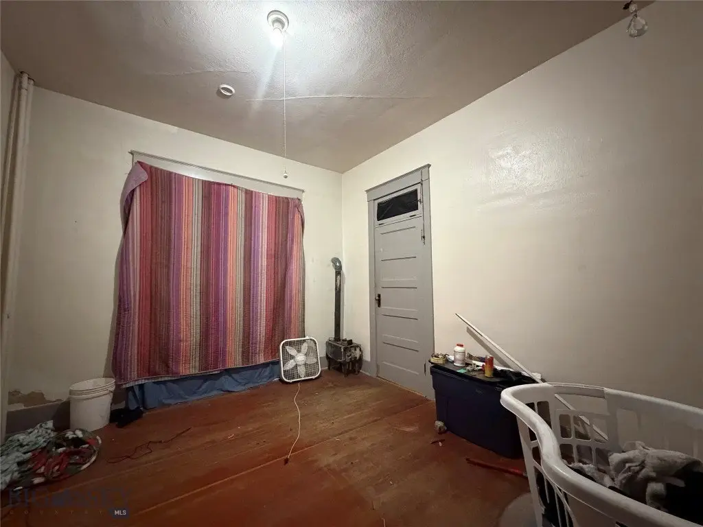 Picture 30
