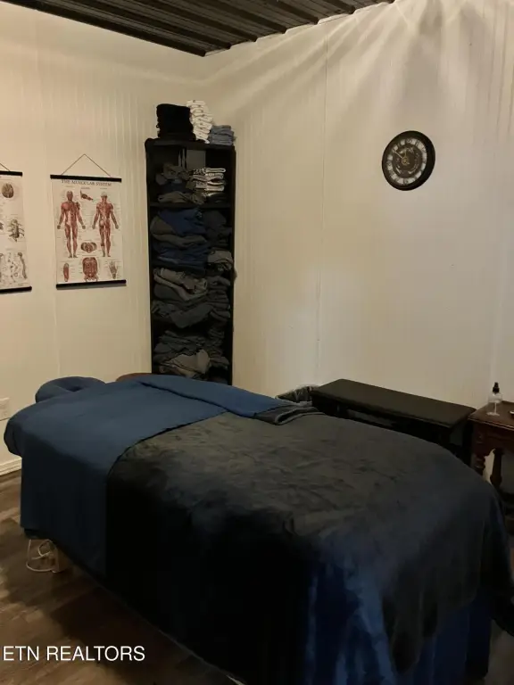 Picture 30