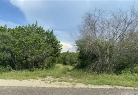 Mico, TX Land Parcel