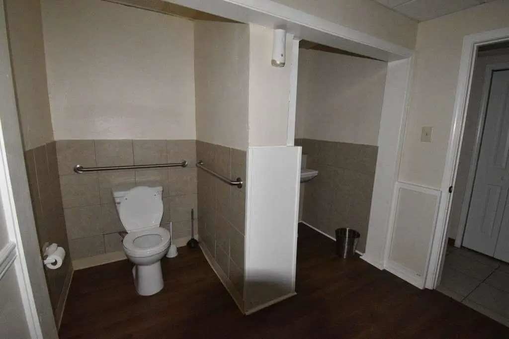 Picture 11