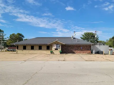 Restaurant Building with Commercial Kitchen