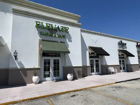 Retail/Office Space Near Highway 90