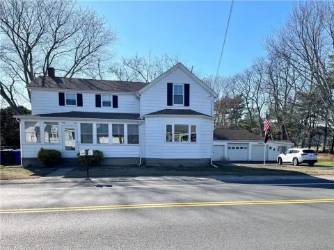 Duplex With Detached Garage