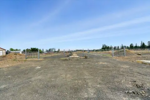 Prime Industrial Land Near I-90