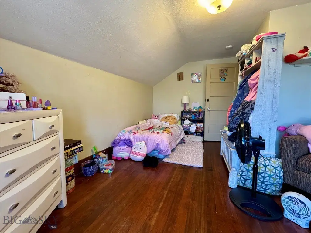 Picture 30