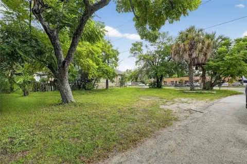 Commercial Land in Tampa, FL