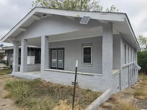 Craftsman-Style Duplex