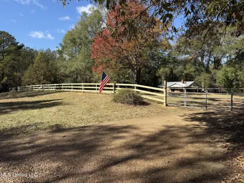 Land with Farmhouse Ready to Renovate