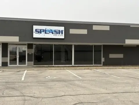 Prime Commercial Space in Cedar Rapids