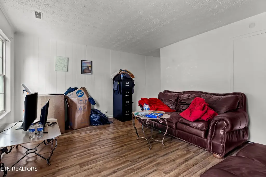 Picture 23