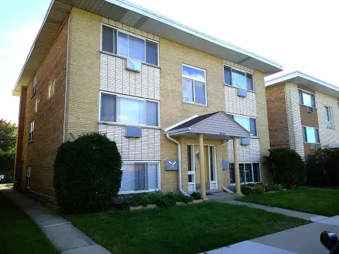 Fully Rented Brick Apartment Building