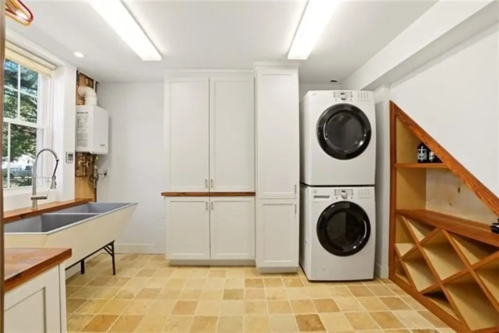 Picture 30